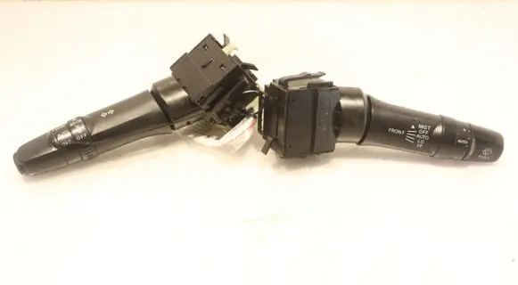 Mitsubishi Lancer X Light switch