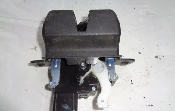 KIA Sportage Tailgate/trunk/boot lock/catch/latch