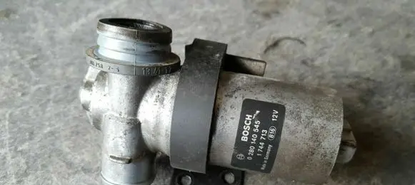 BMW 5 E39 Idle control valve (regulator) 0280140545