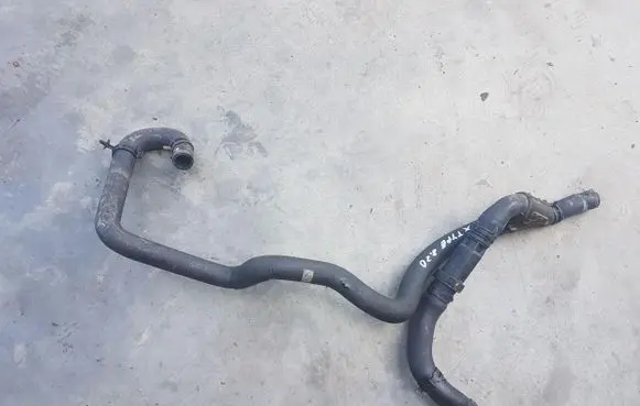 Jaguar X-Type Engine coolant pipe/hose