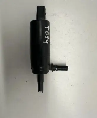 BMW X5 E70 Headlight washer pump 7217792