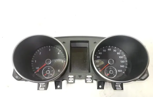 Volkswagen Golf VI Speedometer (instrument cluster) 5K0920970J