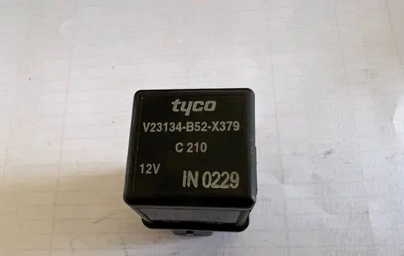 Mazda Premacy Other relay V23134B52X379