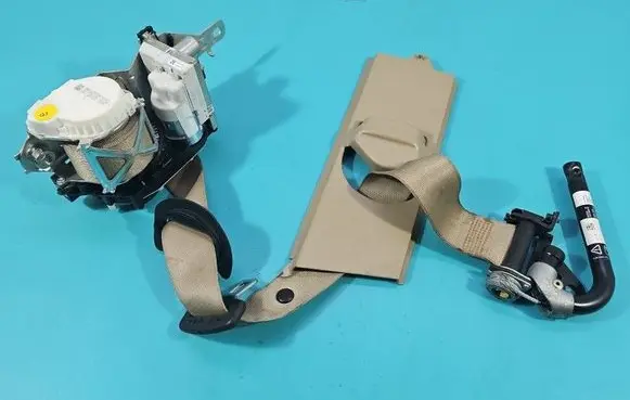 Mercedes-Benz GL X166 Front seatbelt 34083573C IMPRK1575699
