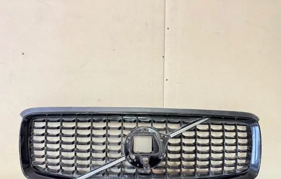 Volvo XC90 Front grill 32365199 32365187