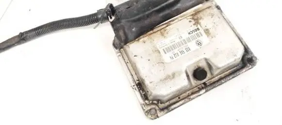 Seat Toledo II (1M) Engine control unit/module 038906012FK 0281010683