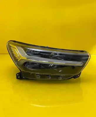 Volvo XC40 Headlight/headlamp 31446779
