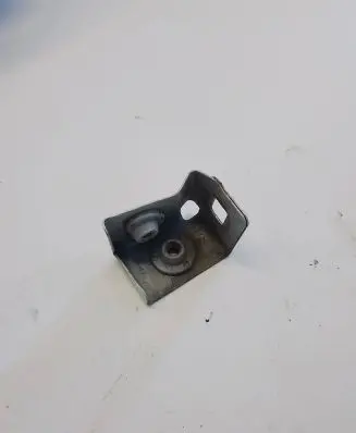 Renault Master III Fender mounting bracket 625250003R