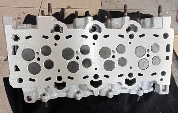 KIA Rio Engine head 2A200 22111