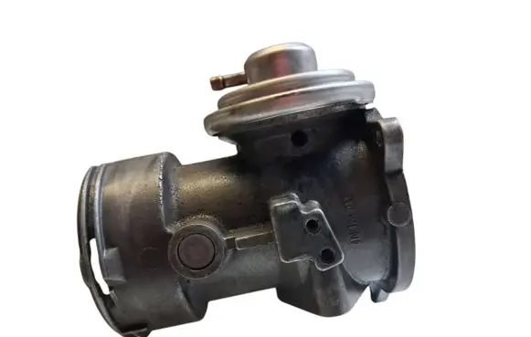 Volkswagen Touareg I EGR valve 070128073
