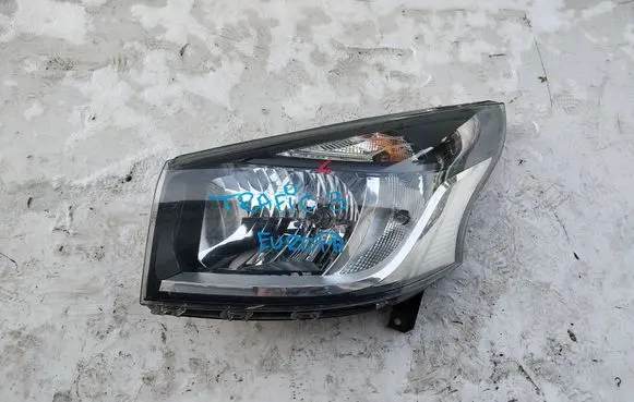 Renault Trafic III (X82) Headlight/headlamp 