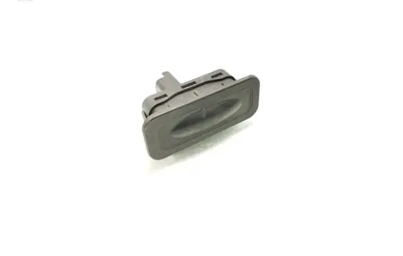 Tailgate opening switch
