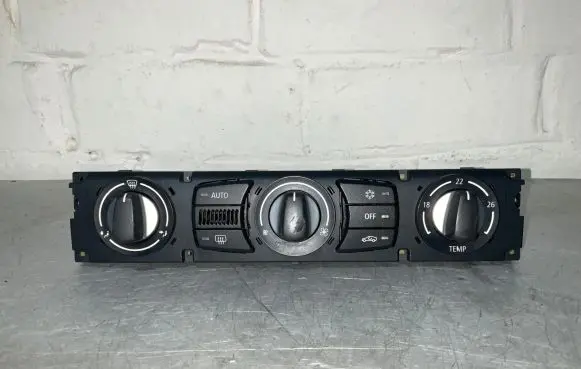 BMW 5 E60 E61 Climate control unit 9160526