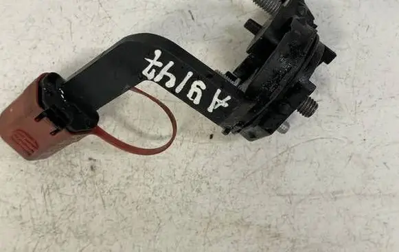 BMW X1 E84 Positive cable (battery) 10688710