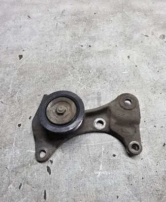 Toyota Avensis T250 Generator/alternator belt tensioner 146250