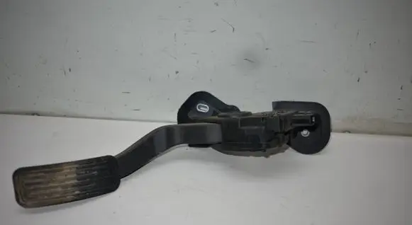 Mazda 6 Accelerator throttle pedal GS8S41600