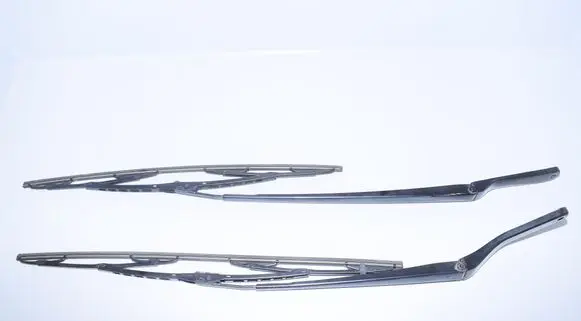 BMW X5 E53 Windshield/front glass wiper blade 7075612 7132219