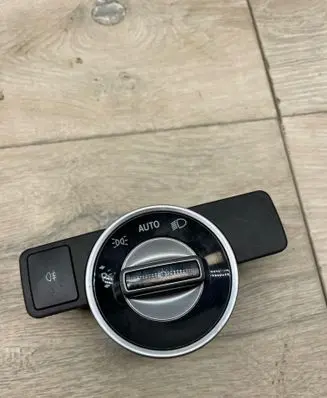 Light switch