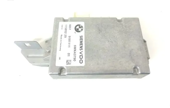 Windshield/windscreen camera
