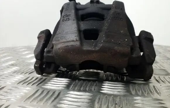 Volkswagen Tiguan Front brake caliper