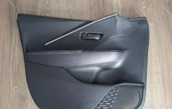 Toyota C-HR II Front door card panel trim 67061F4240C6 6770671B77
