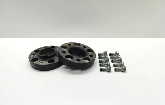 BMW 5 E60 E61 Wheel spacers 91730002 304137 91580