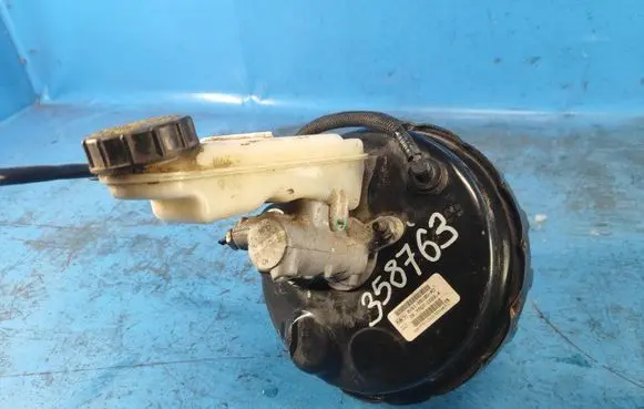 Ford Focus Brake booster BV6Z2005B
