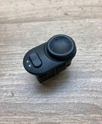 Opel Zafira A Wing mirror switch 09226861 0111R