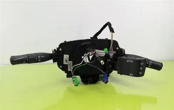 Renault Megane II Indicator stalk 8200216459