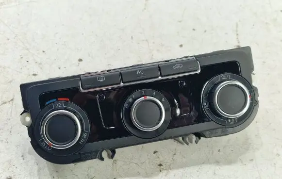 Volkswagen Golf VI Climate control unit 3C8907336H