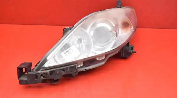 Mazda MX-5 NC Miata Headlight/headlamp C235-51040