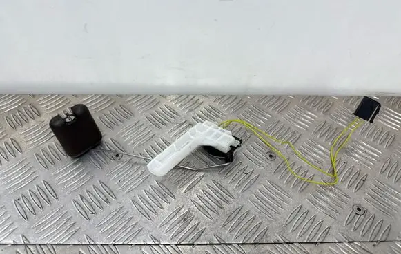 Audi A6 S6 C8 4K Fuel level sensor 100118571AA