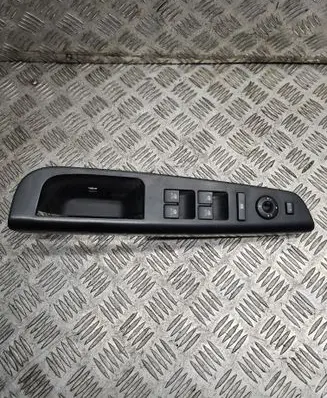 KIA Ceed Electric window control switch 823511H020