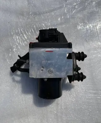 Volkswagen PASSAT B6 ABS Pump 3C0614109D 16431502C 16431602