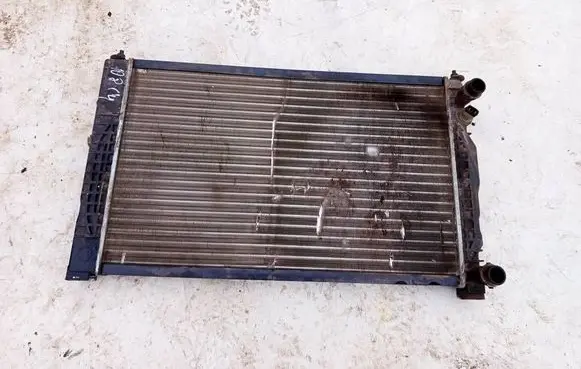 Audi A4 S4 B5 8D Coolant radiator 