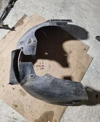 Volkswagen New Beetle Front wheel arch liner splash guards
