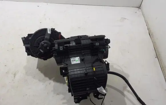 Renault Master III Interior heater climate box assembly 272700721R