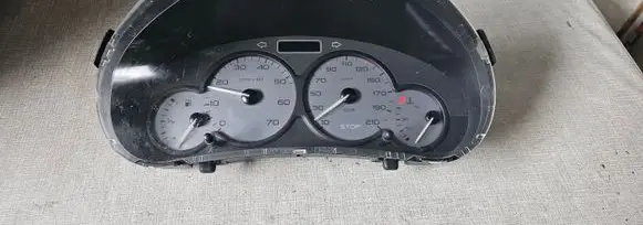 Peugeot Partner Speedometer (instrument cluster) 000709213 9662745980
