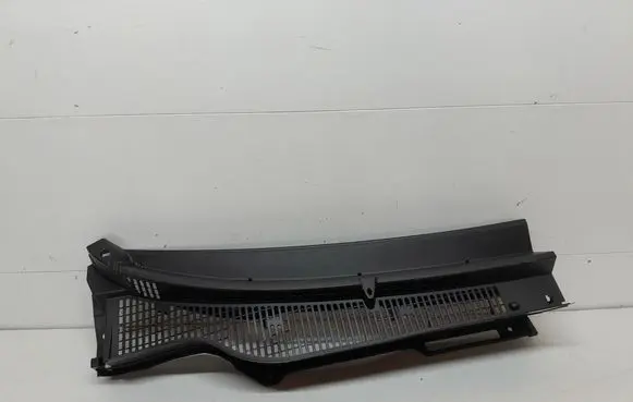 Suzuki Vitara (LY) Wiper trim 7233354P1
