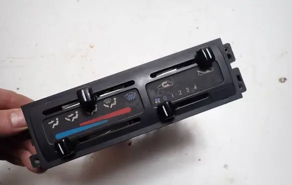 Nissan Terrano Climate control/heater control trim 