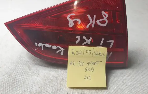 Audi A4 S4 B8 8K Tailgate rear/tail lights 8K9945093