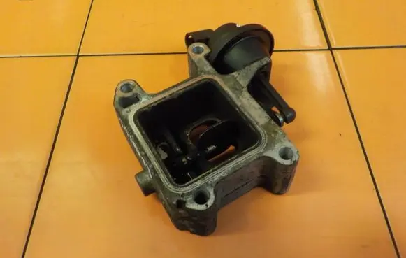 Volvo S60 EGR valve line/pipe/hose 11MB13