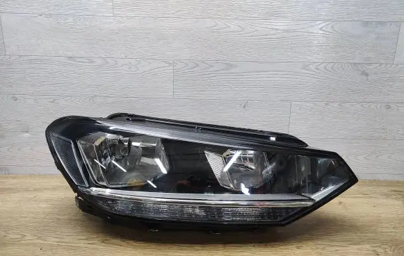 Volkswagen Touran III Headlight/headlamp 5TB941006A