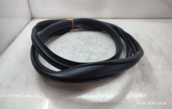Mazda CX-5 Front door rubber seal 
