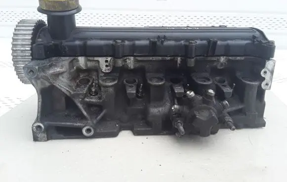 Renault Megane II Engine head 