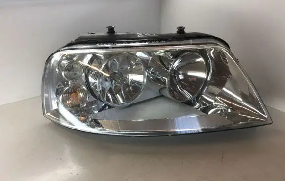 Volkswagen Sharan Headlight/headlamp 0301182602