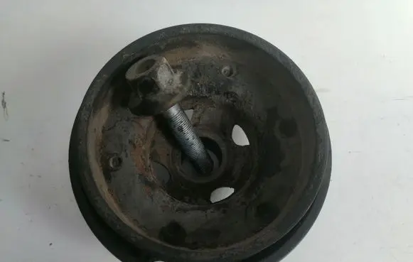 Mercedes-Benz ML W163 Crankshaft pulley