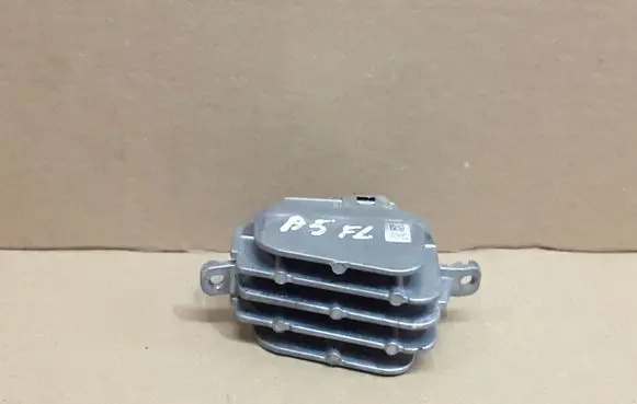 Audi A5 8T 8F Headlight part 1305715178