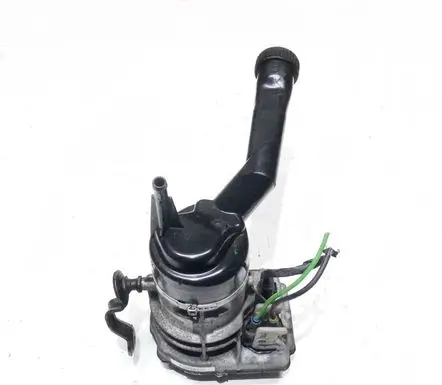 Peugeot 308 Power steering pump 9684979180