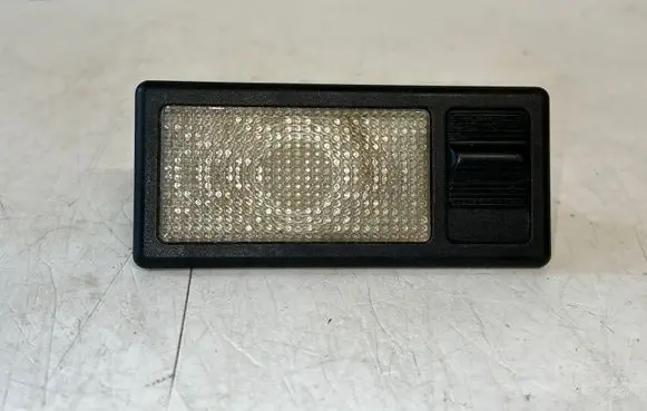 Audi 100 200 5000 C3 Rear seat light 443947105